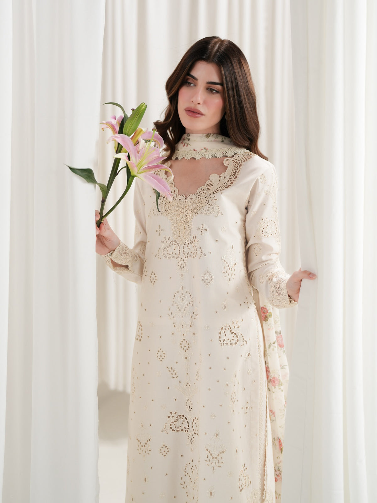 ZAIB-3PC LAWN CHIKAN EMBROIDERED SHIRT WITH SILK PRINTED DUPATTA AND TROUSER - A912