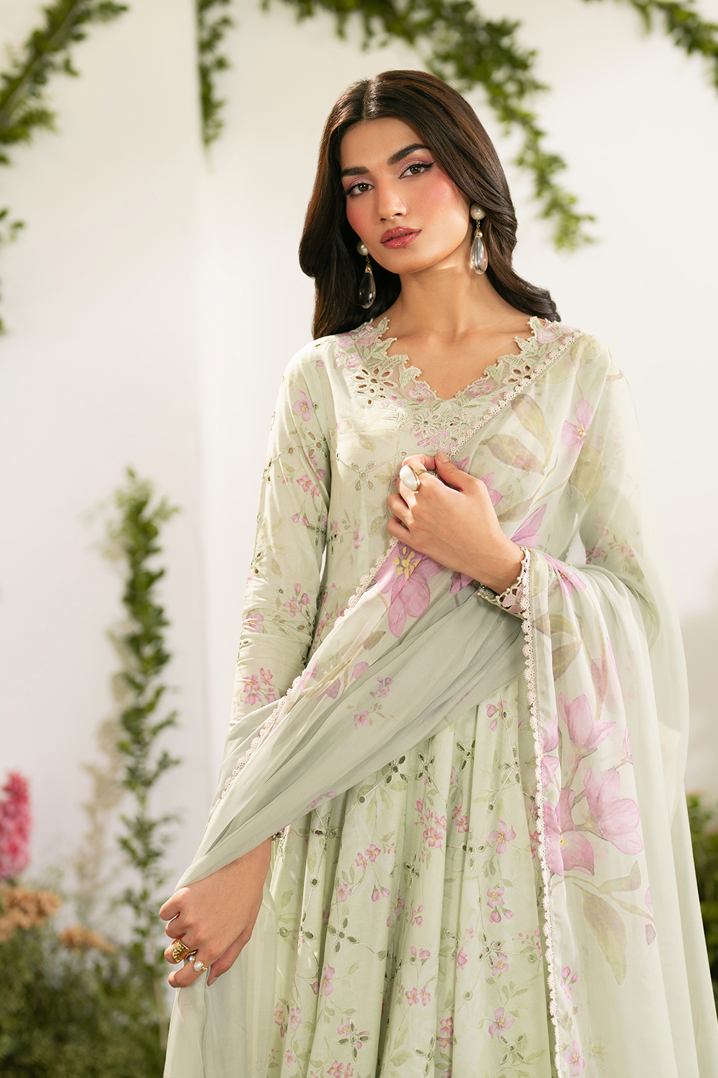 IZNIK-3PC LAWN PRINTED EMB SUIT WITH SILK PRINTED DUPATTA AND TROUSER - A390
